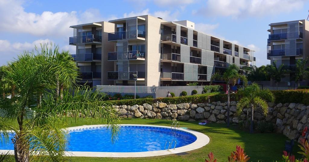 Uhc Paradise Village Family Complex サロウ エクステリア 写真