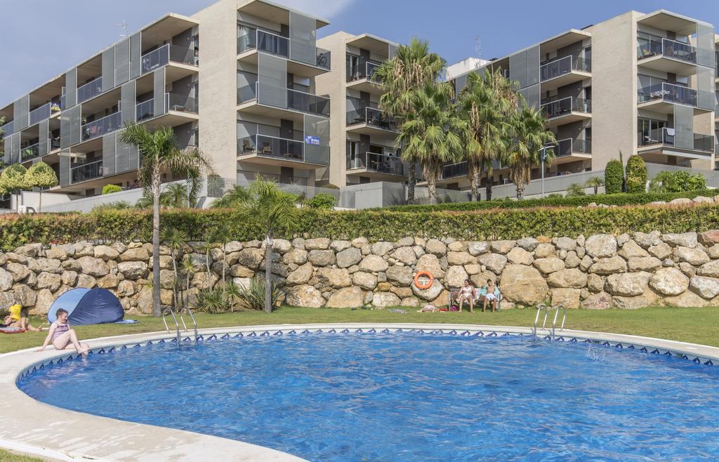 Uhc Paradise Village Family Complex サロウ エクステリア 写真